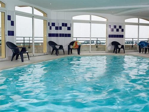 Madame Vacances Les Terrasses De La Plage กาเยอ-ซูร์-แม ภายนอก รูปภาพ